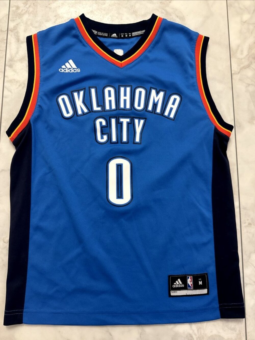Adidas Oklahoma City Thunder Westbrook Jersey Youth Medium 10-12 NBA #0 Blue